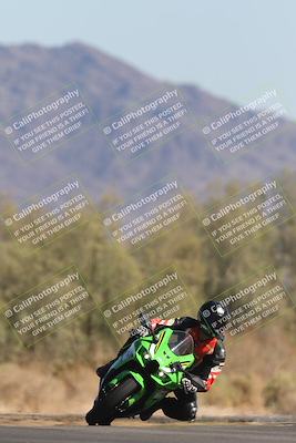 media/Oct-30-2025-Racers Edge (Thu) [[dabbdaf680]]/2-A Group/Session 5 (Turn 7)/